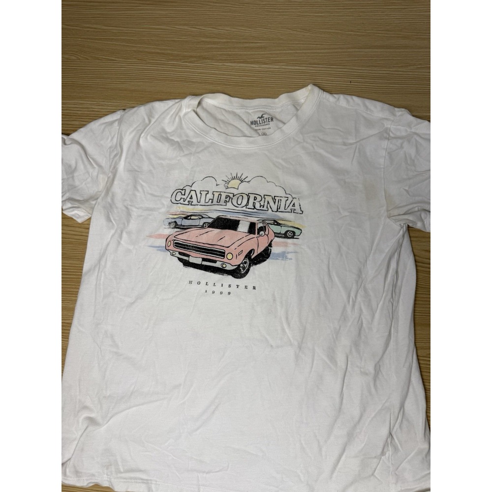 Holister Y2K Women's Car Top T Shirt Medium